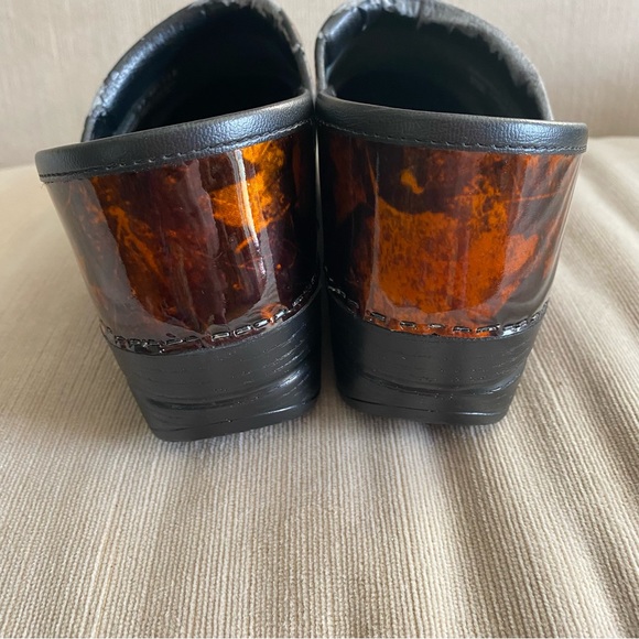 DANSKO PROFESSIONAL bronze swirl 
PATENT LEATHER CLOGS/mules size 37 shoes - Picture 7 of 14